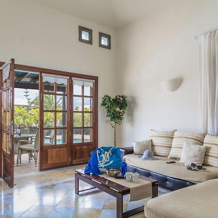 Villa Victoria Luz By Villa Plus Playa Blanca  Buitenkant foto