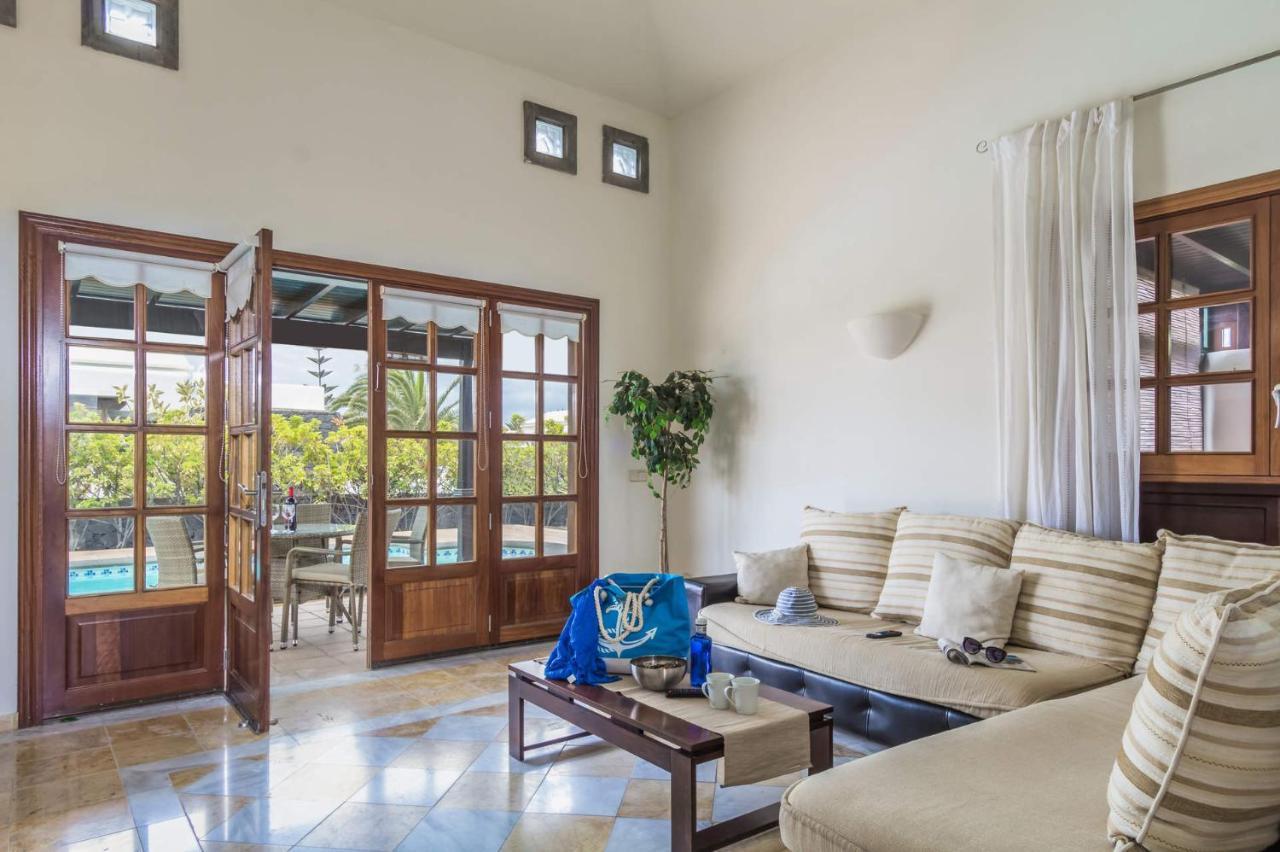 Villa Victoria Luz By Villa Plus Playa Blanca  Buitenkant foto