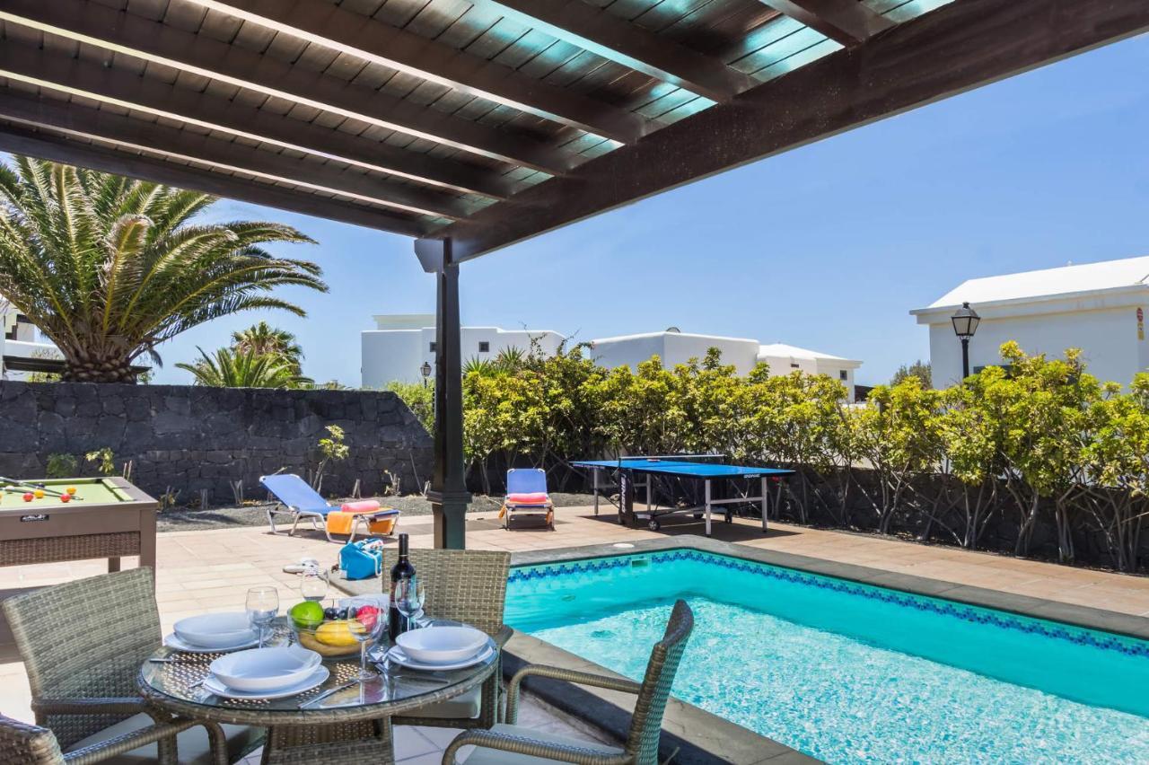 Villa Victoria Luz By Villa Plus Playa Blanca  Buitenkant foto
