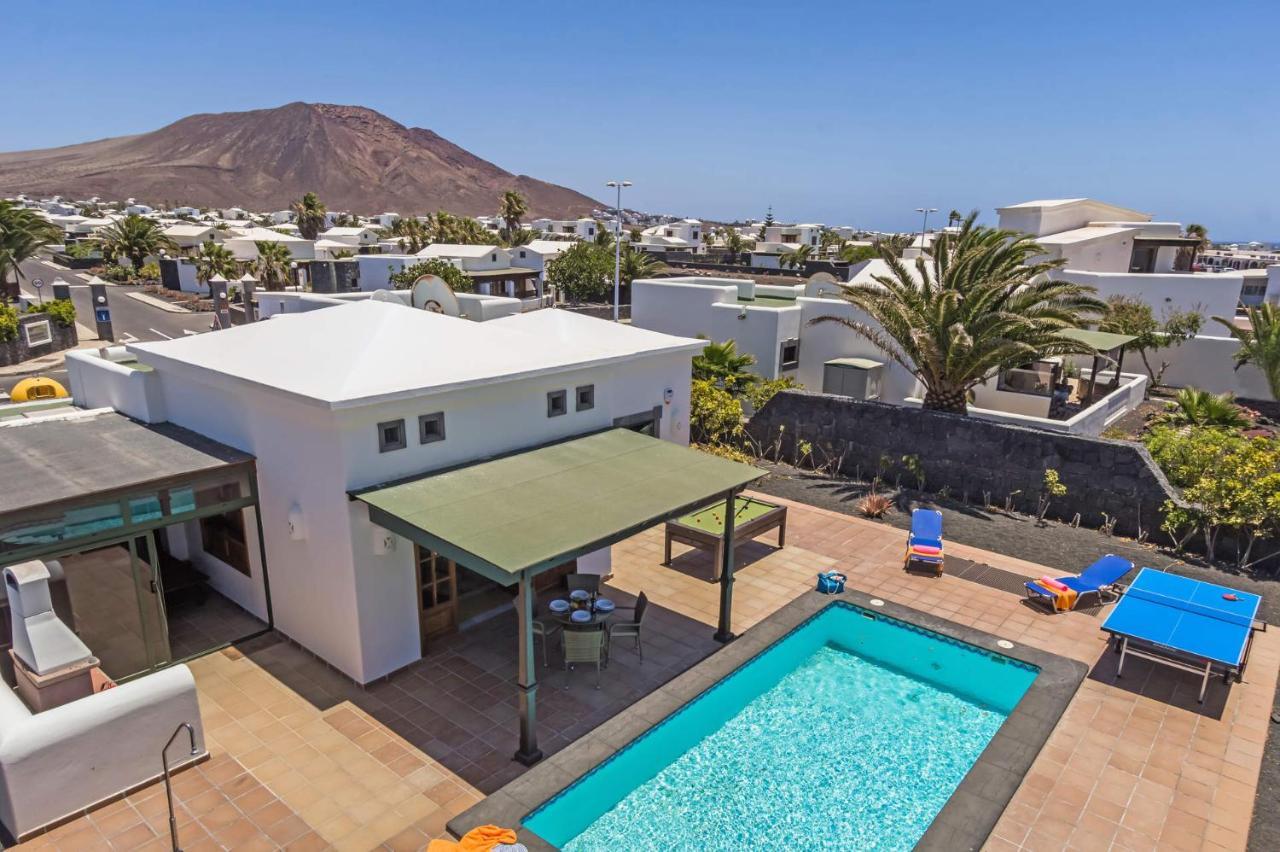 Villa Victoria Luz By Villa Plus Playa Blanca  Buitenkant foto