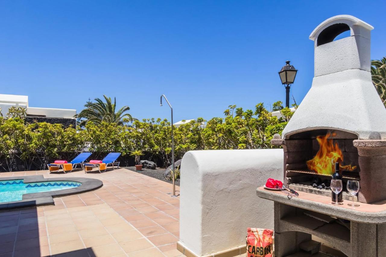 Villa Victoria Luz By Villa Plus Playa Blanca  Buitenkant foto